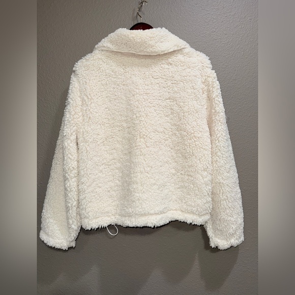 J.Crew Sherpa Soft Sherpa Half Zip Fleece Front Pockets Pull Waist Pullover - Picture 4 of 12